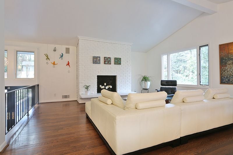 #midcenturymodern, #modernhomesAtlanta, #atlantaMidCenturymodern, unique homes Atlanta, top selling Atlanta listing agent, best Atlanta realtor