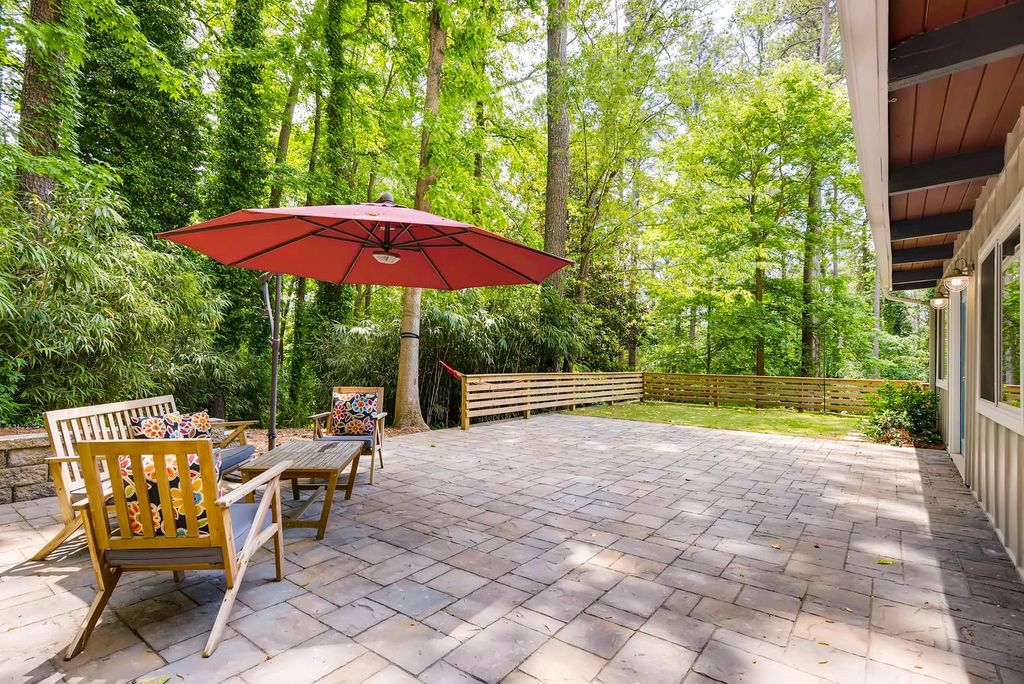 #northcrestMidCenturymodernhomes, #midcenturymodernatlanta, #atlantaMidCenturymodern, top selling Atlanta listing agent, unique Atlanta homes
