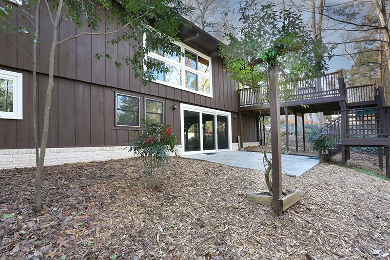Northcrest mid-century modern, #atlantaMidCenturyhomes, #uniquehomesatlanta, #MCMhomesNorthcrest, best Atlanta realtor, top selling Atlanta real estate agent