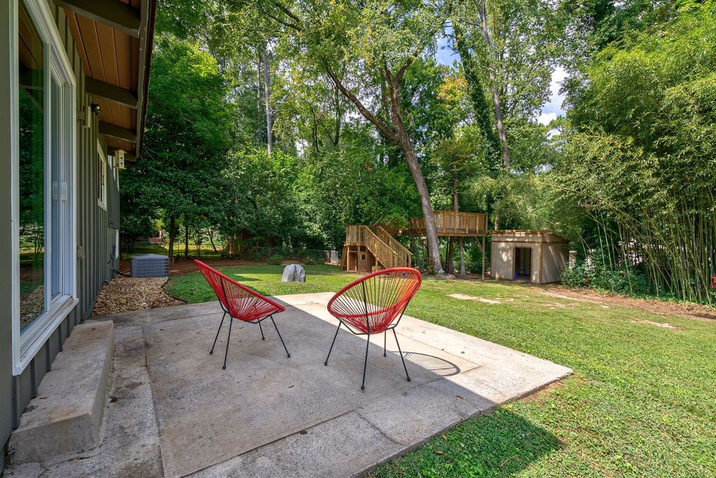 #northcrestmodernhomes, #midcenturymodernatlanta, #contemporaryhomesatlanta, #atlantaMidCenturymodern, top selling Atlanta listing agent, best Atlanta realtor, #northcrest, Northcrest Swim & Tennis Club