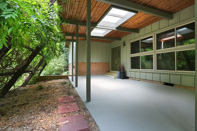 Northcrest Mid Century modern homes, #atlantaMidCenturymodern, #uniquehomesatlanta, top selling Atlanta listing agent, best real estate agent for MCM homes, #MCMhomes, best Atlanta real estate agent