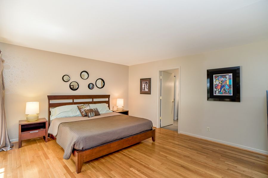 #atomicranchhomes, #atlantaatomicranch, #midcenturymodernatlanta, #uniquehomesataltna, #MCM homes