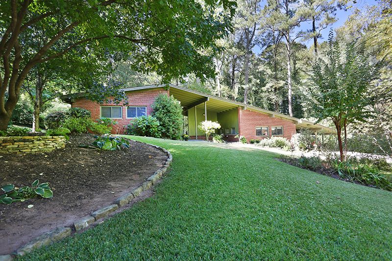 #midcenturymodern, #atlantaMidCenturymodernhomes, #uniquehomesatlanta, top selling Atlanta listing agent, best Atlanta realtor