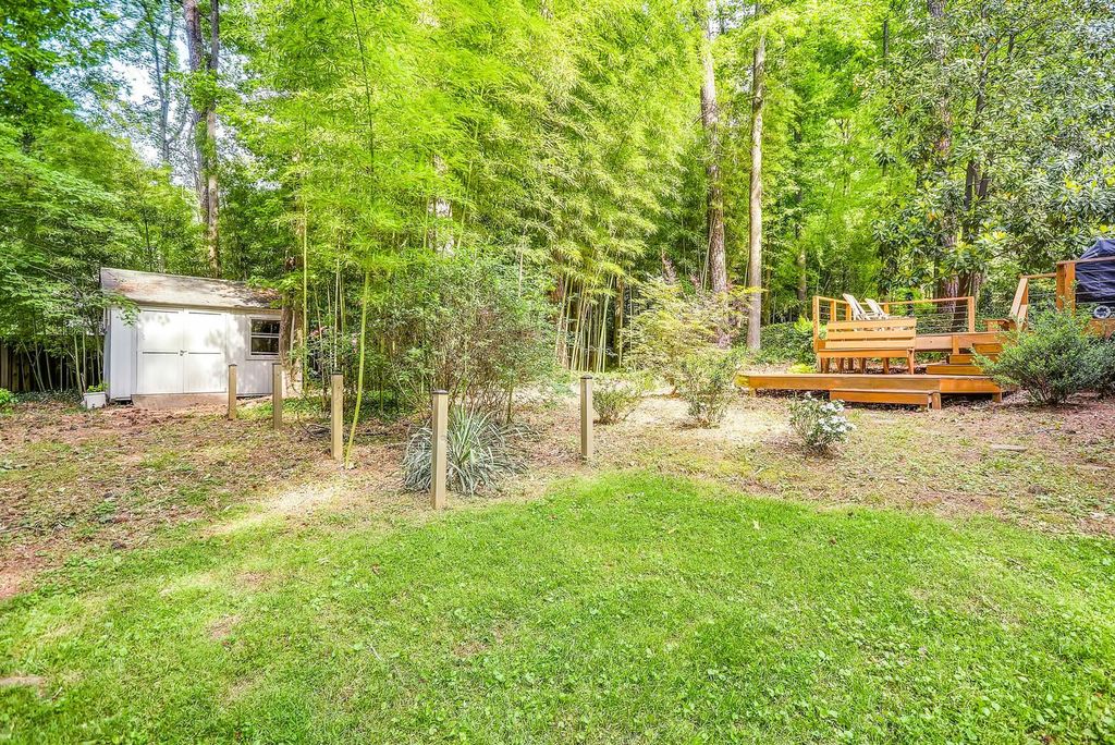 #atlantaMidCenturymodernhomes, #uniquehomesatlanta, #northcrestmidcenturyhomes, best realtor for unique homes
