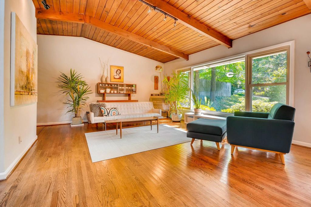#northcrestmidcenturymodern, #atlantaMidCenturymodernhomes, #uniquehomespecialist, top selling listing agent, best Atlanta realtor, Northcrest Swim and Tennis Club