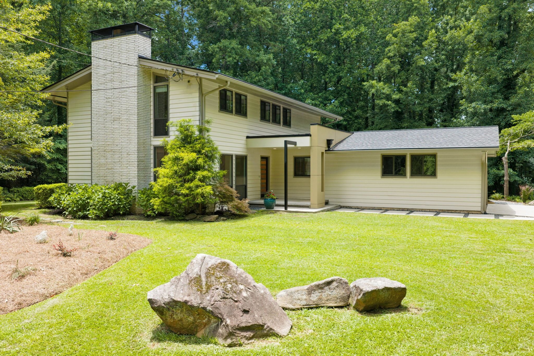 #atlantamodernhomes, #uniquehomesatlanta