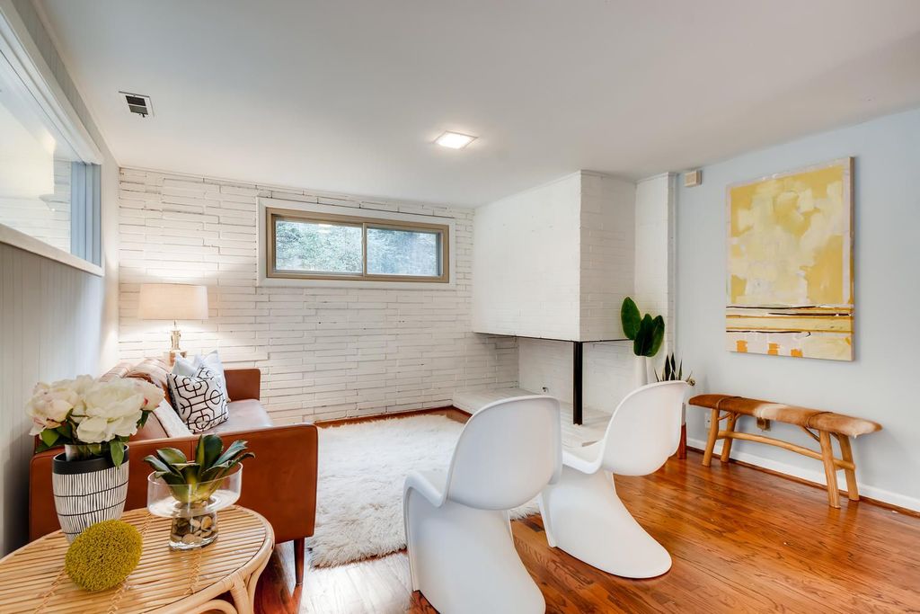 #northcrestmidcenturymodern, #atlantaMidCenturymodernhomes, #uniquehomespecialist, top selling listing agent, best Atlanta realtor, Northcrest Swim and Tennis Club