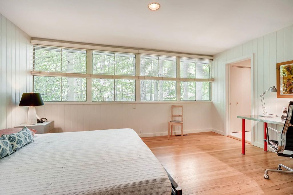 #midcenturymodernhomes, #atlantaMidCenturymodern, #uniquehomesatlanta, top selling Atlanta listing agent, best Atlanta realtor