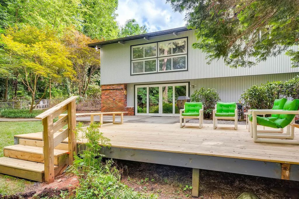 #northcrest, #midcenturyatlanta, #atlantaMidCenturyhomes, top selling Atlanta listing agent