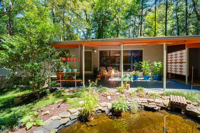 , # atlantaMidCenturymodernhomes, #uniquejhomespecialist, top selling Atlanta listing agent, best Atlanta realtor, Northcrest homes, MCM homes for sale