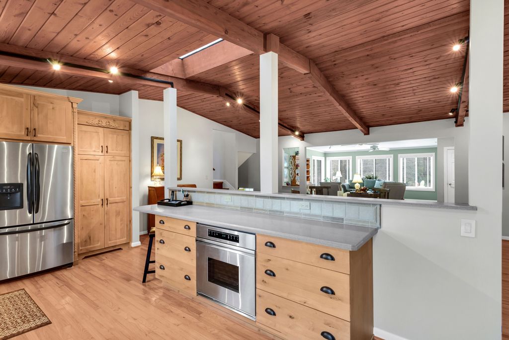 #atlantaMidCenturymodernhomes, #uniquehomespecialist, #midcenturyatlanta, top selling Atlanta listing agent, best Atlanta realtor, find the best Atlanta real estate agent near me