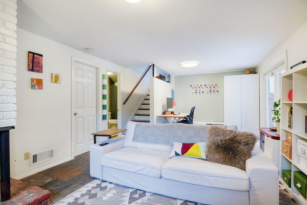 #northcrestmidcenturymodern, #atlantaMidCenturymodernhomes, top selling Atlanta listing agent, best Atlanta realtor, unique home specialist
