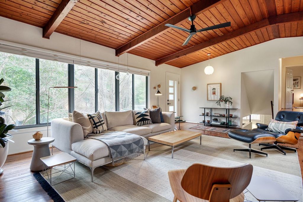 #northcrestmidcenturymodern, #atlantaMidCenturymodernhomes, top selling Atlanta listing agent, best Atlanta realtor, unique home specialist