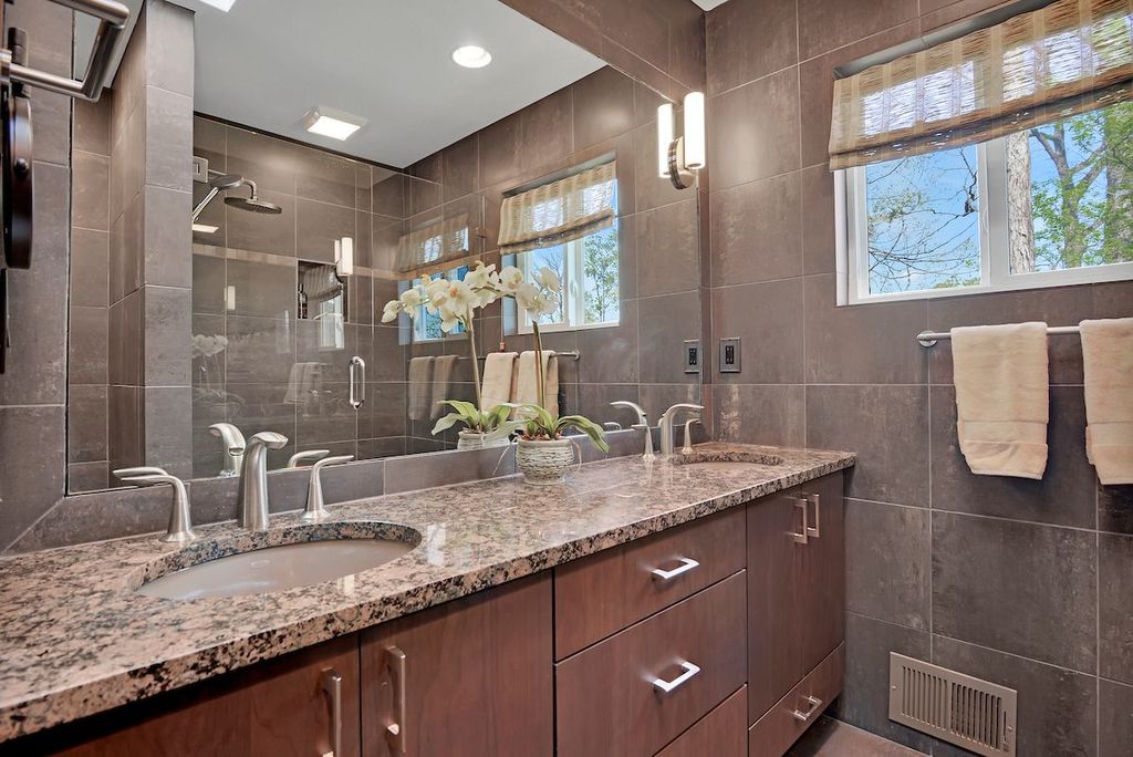 Top selling Atlanta listing agent
