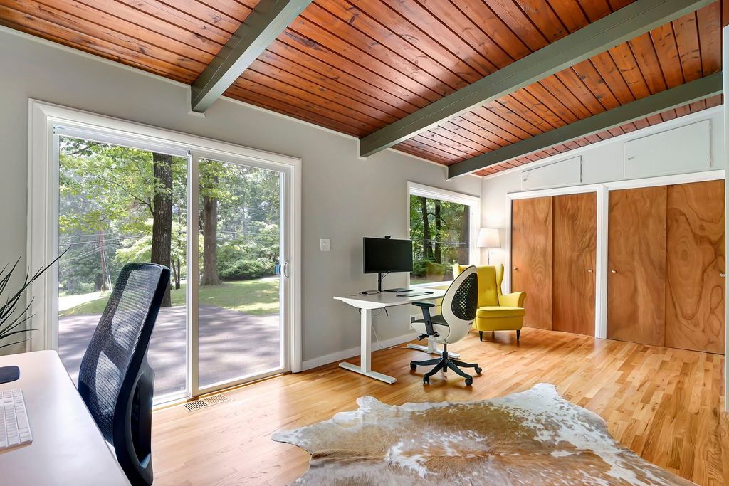 #midcenturymodernhomes, #uniquehomespecialists, #atlantaMidCenturymodernhomes, top selling Atlanta listing agent, #best Atlanta real estate broker, Northcrest midcentury modern homes