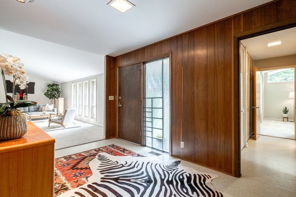 #midcenturymodernatlanta, #uniquehomes, top selling Atlanta listing agent
