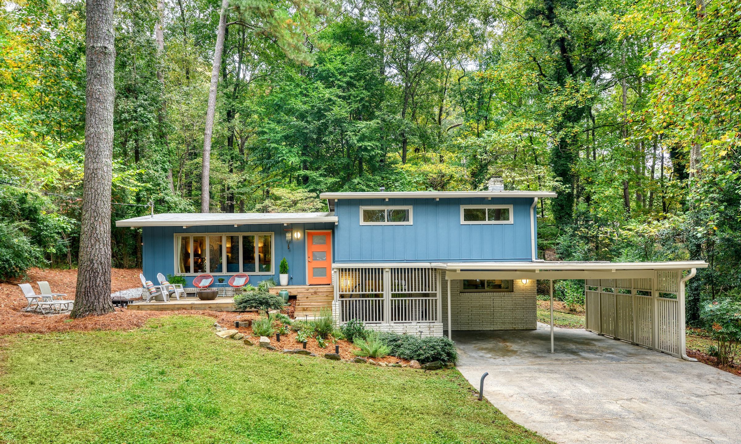 #midcenturymodernhomes, #atlantaMidCenturymodernhomes, #uniquehomespecialist, best Atlanta realtor, top selling Atlanta listing agent