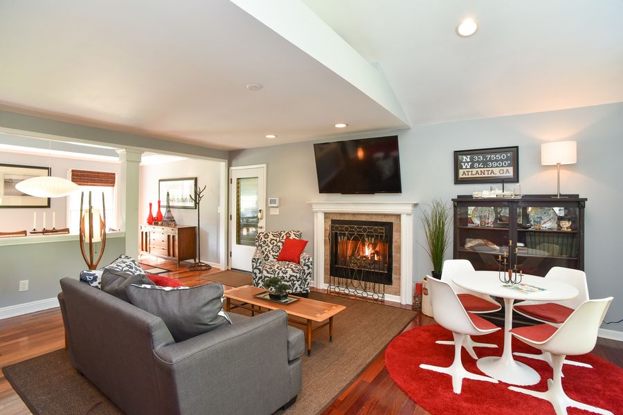 #midcenturymodernhomes, #atlantamidcenturymodern, #uniquehomespecailist, top selling Atlanta listing agent