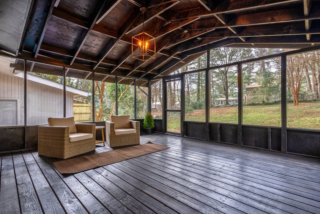 #contemporaryhomes, #atlantacontemporaryhomes, top selling Atlanta listing agent, best Atlanta realtor, unique home specialist