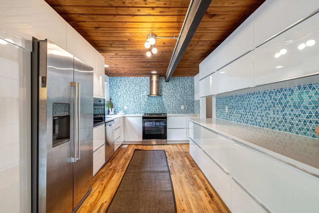 #atlantamidcenturyAframes, top selling listing agent, best Atlanta realtor, unique home specialist, #midcenturymodernhomes, Northcrest mid century A-frame homes
