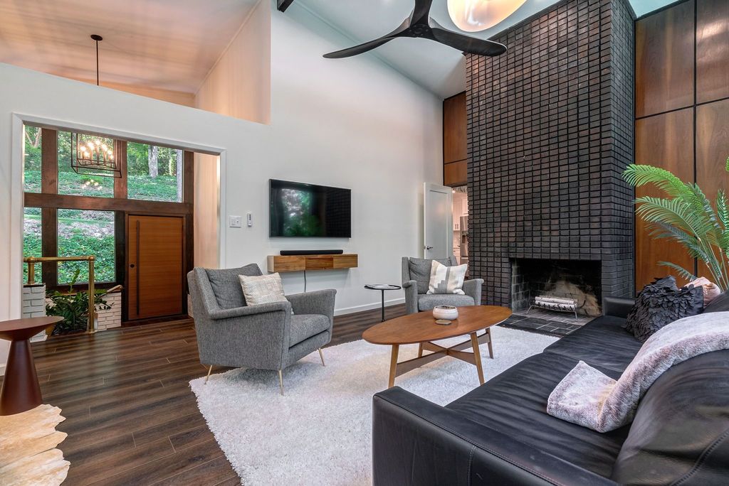midcentury modern Atlanta, top selling listing agent, best Atlanta realtor, unique home specialist