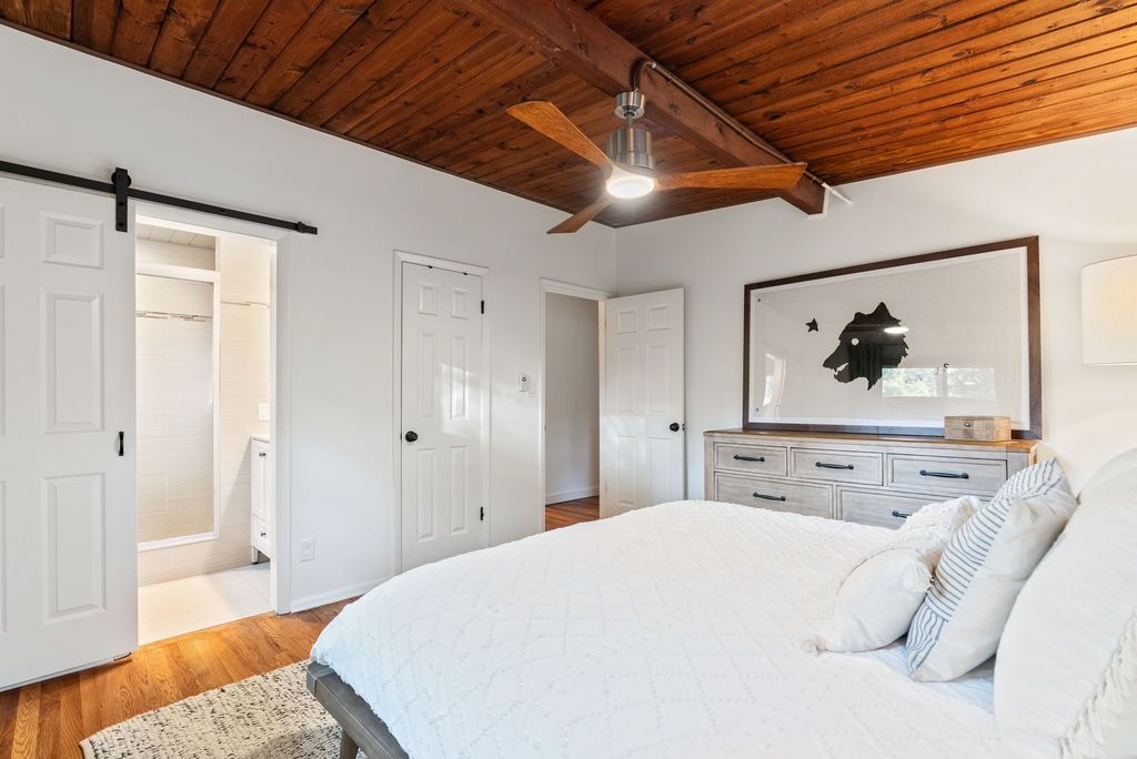 top selling Atlanta listing agent, mid century modern homes, Northcrest split level homes,  best Atlanta realto