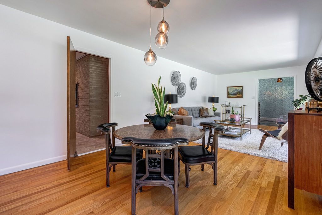 top selling Atlanta listing agent, mid century modern Atlanta, best Atlanta real estate broker