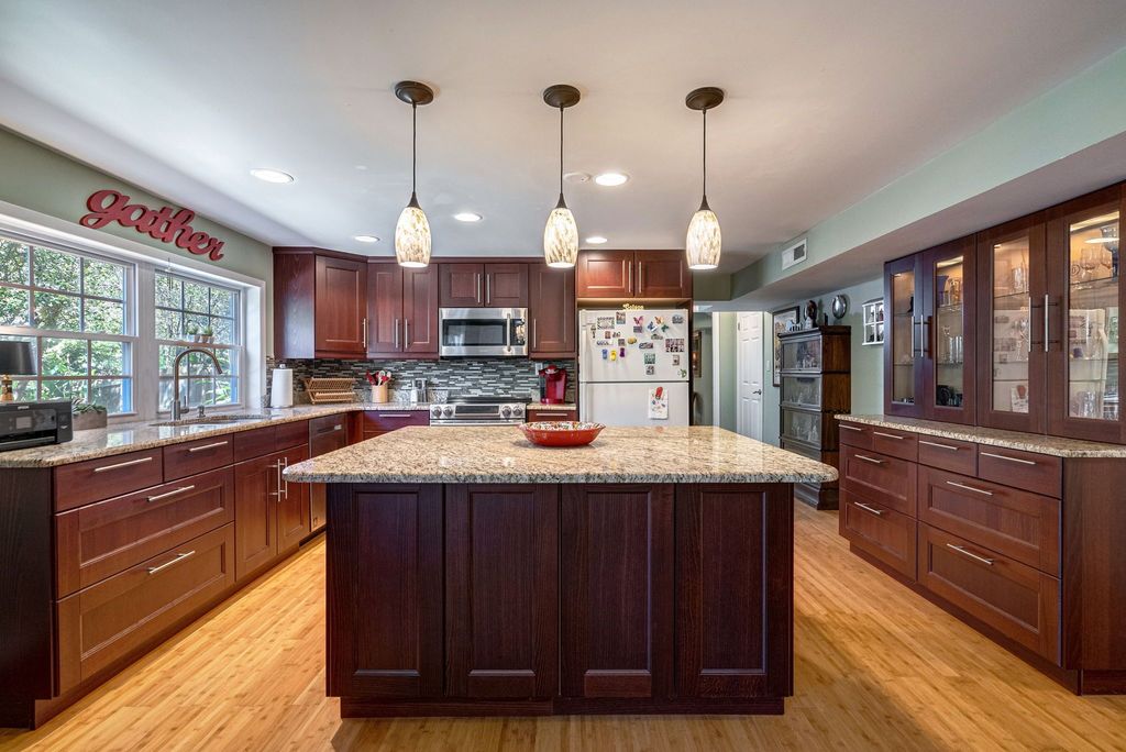 top selling Atlanta listing agent, mid century modern homes in Atlanta, best mid century realtor , cool Atlanta homes