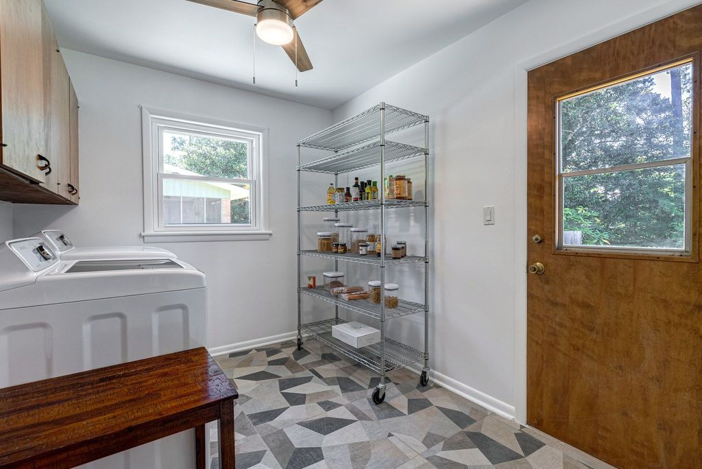 mid century modern homes in Atlanta, top selling listing agent in Atlanta, cool Atlanta homes, unique home specialist