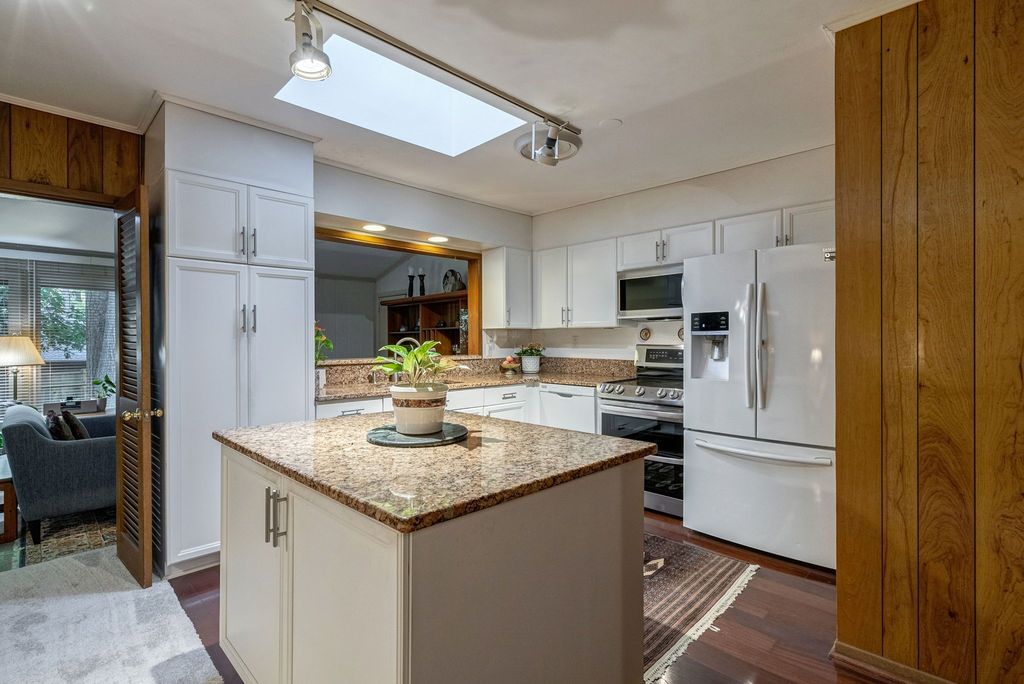 #midcenturymodernAtlanta, top selling Atlanta listing agent, best Atlanta unique home specialist