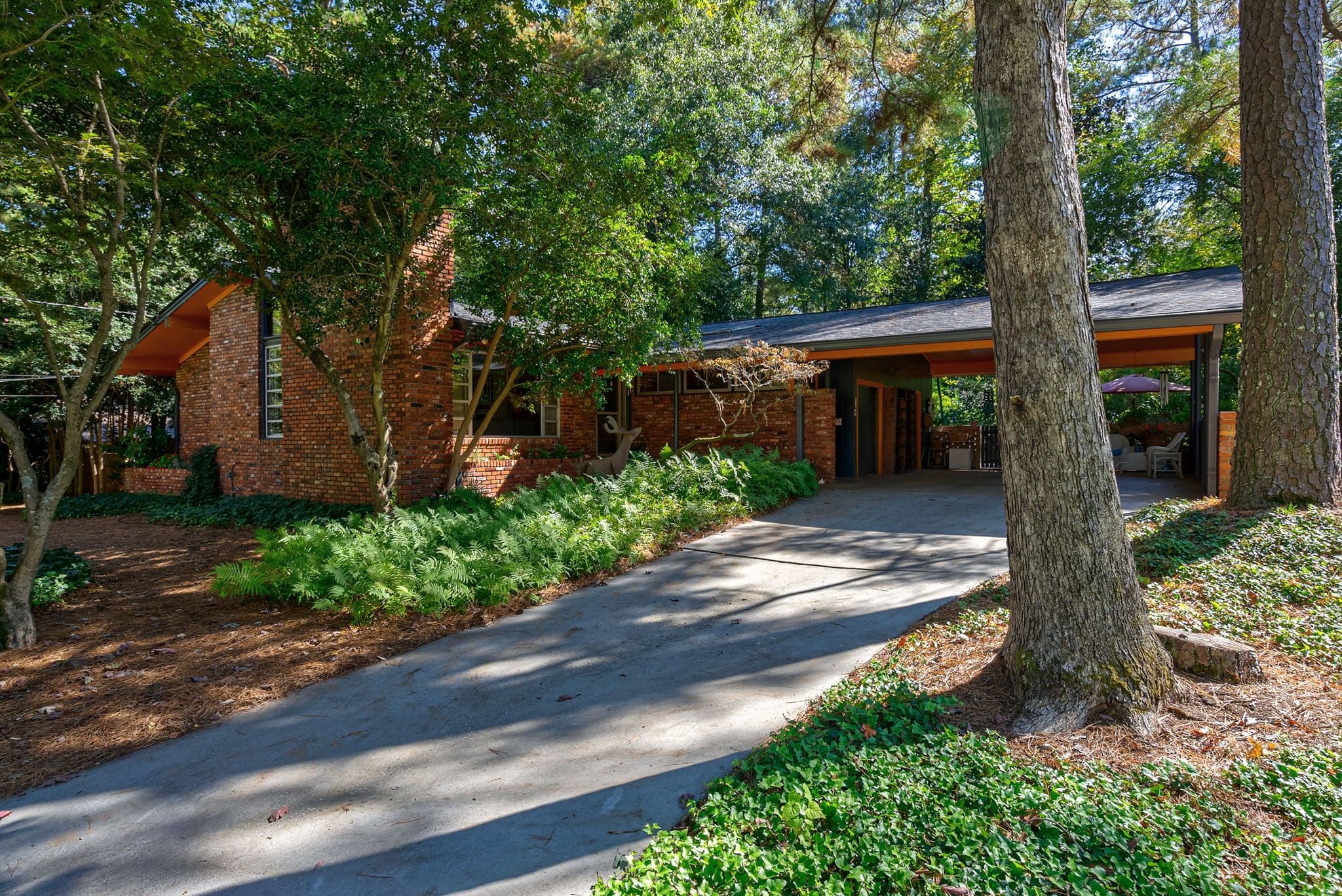 #midcenturymodernAtlanta, top selling Atlanta listing agent, best Atlanta unique home specialist