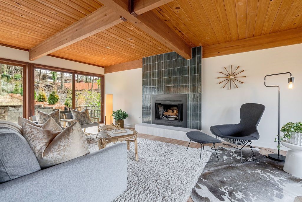 mid century modern homes in Atlanta, #atlantamidcenturymodern, top selling Atlanta listing agent, best Atlanta realtor for unique homes, 