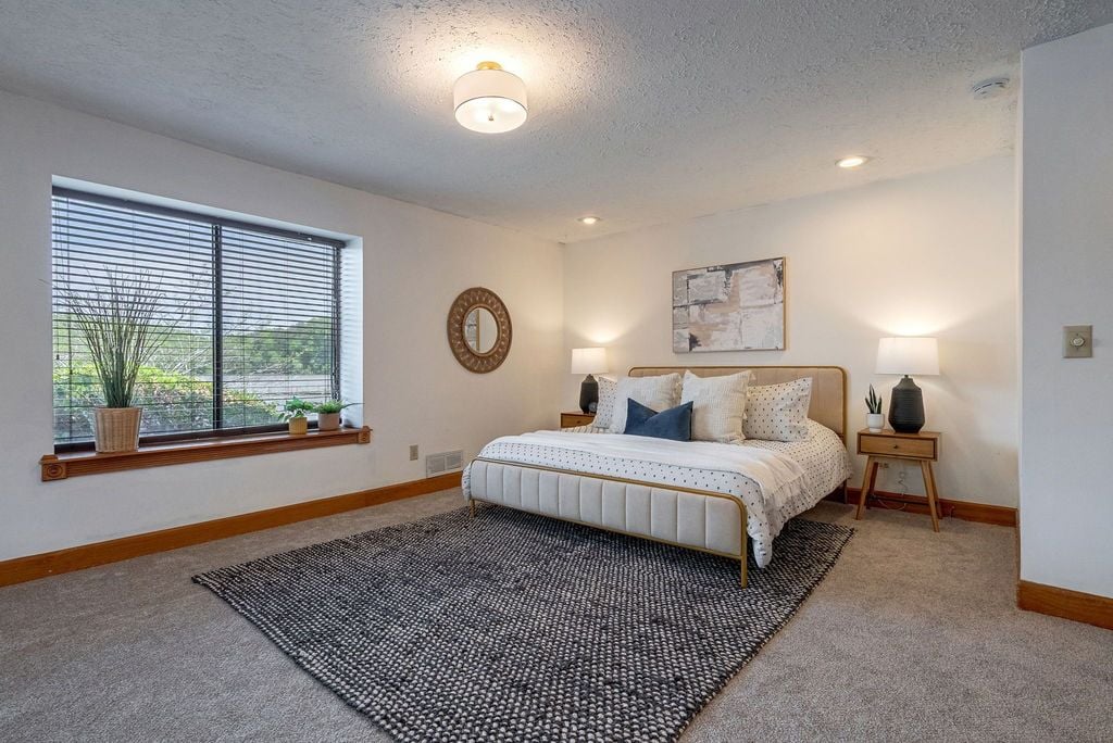 lA-Frames for sale in metro Atlanta, top selling agent, best Atlanta realtor