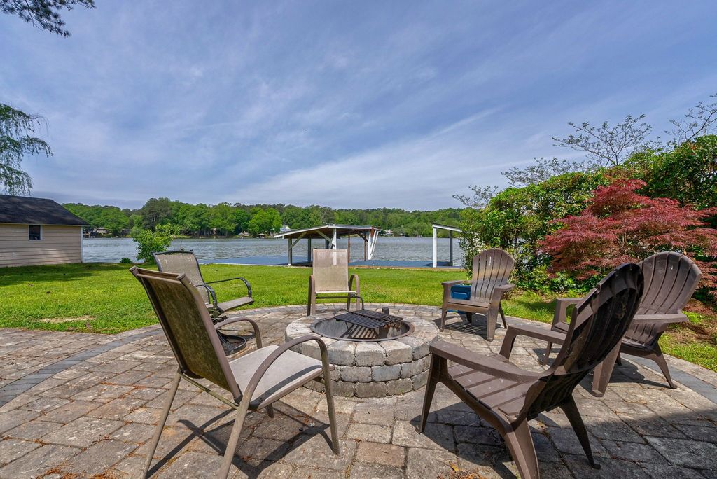 A Frame homes for sale in metro Atlanta, best Atlanta realtor, top selling Atlanta listing agent, unique homes for sale