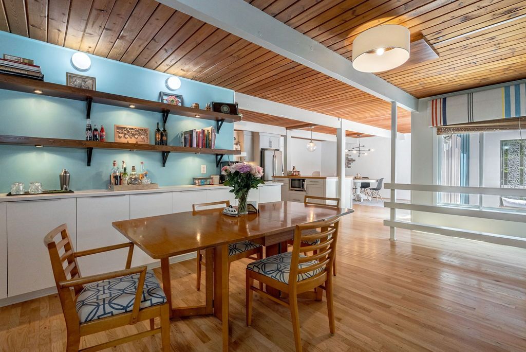 Atanta's best unique home specialist, Top selling Atlanta listing agent, #Atlantamidcentymodern