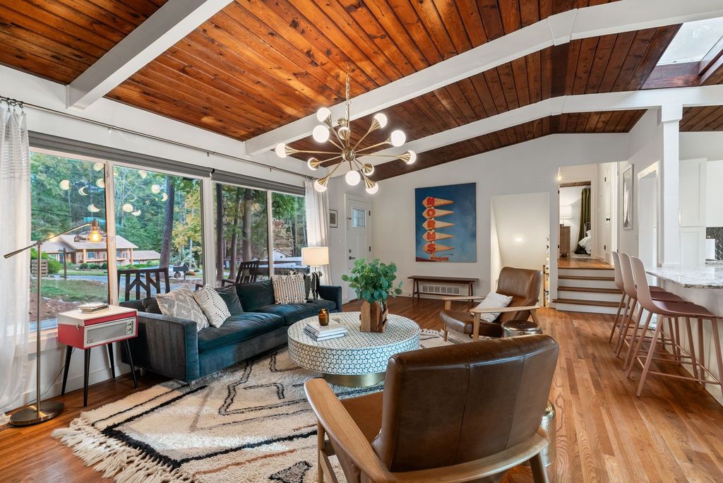 mid century modern homes for sale #atlantamidcenturymodern, top selling listing agent, unique Atlanta home specialist, Northcrest mid century homes