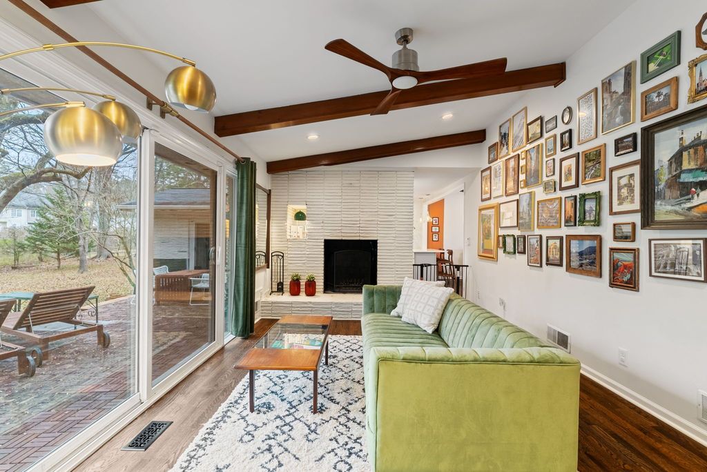 top selling Atlanta listing agent, #midcenturymodernatlanta, best Atlanta realtor, unique home specialist