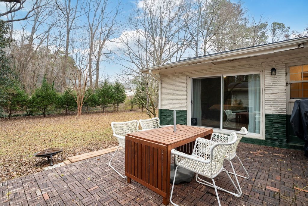 top selling Atlanta listing agent, #midcenturymodernatlanta, best Atlanta realtor, unique home specialist