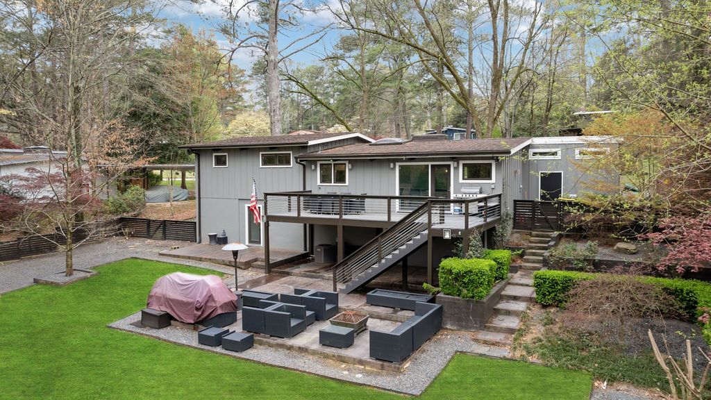 #midcenturymodernhomes, top selling listing agent, unique home specialist, best Atlanta realtor, Northcrest mid century modern homes