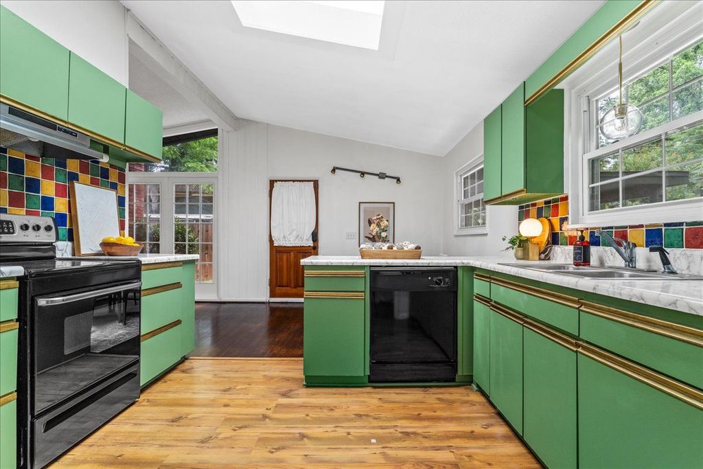 top selling listing agent, best Atlanta realtor, unique home specialist, find the best real estate agent near me