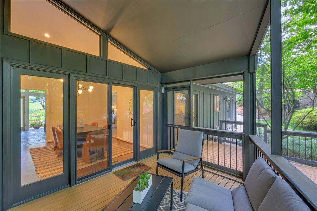 #midcenturyatlantahomes, Atlanta's unique homes specialist, top selling listing agent, find the best realtor near me, best Atlanta realty boutique