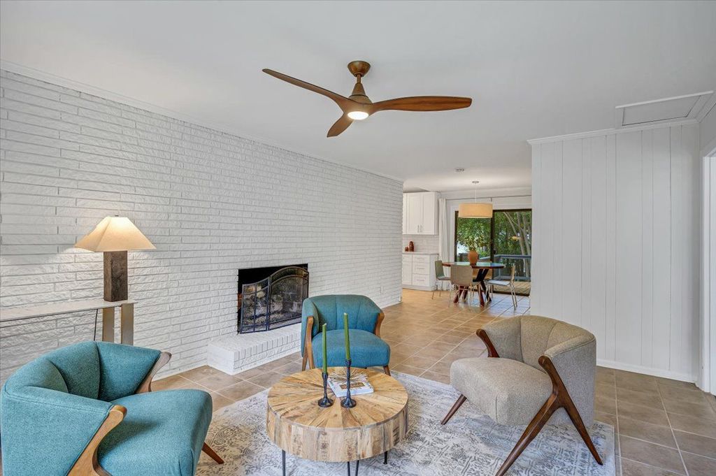 #midcenturyatlantahomes, Atlanta's unique homes specialist, top selling listing agent, find the best realtor near me, best Atlanta realty boutique