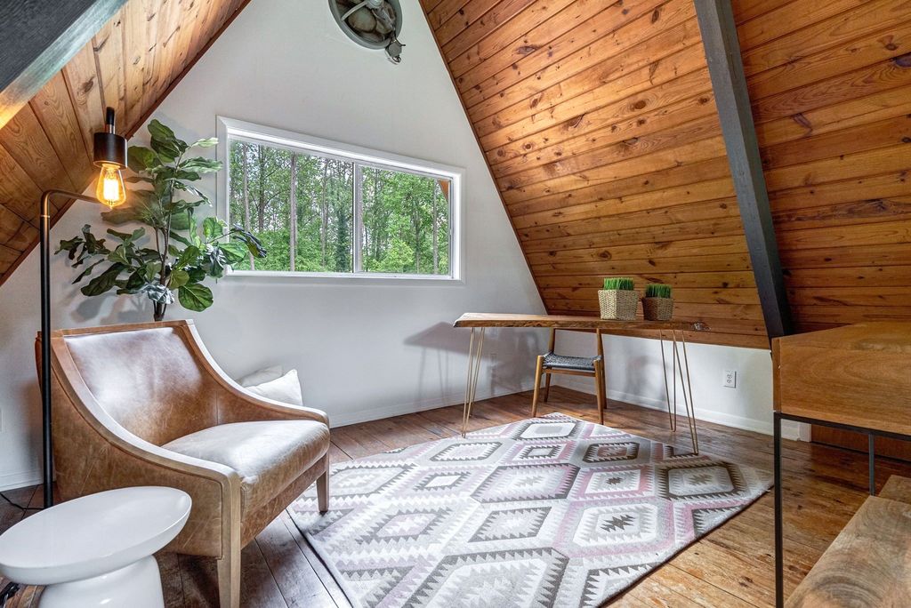 top selling Atlanta realtor, #midcenturymodern, best Atlanta real estate broker