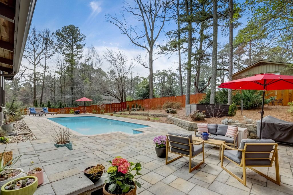 #midcenturymodernatlanta, top selling Atlanta listing agent, best realtor near me, #atlantamidcenturymodern