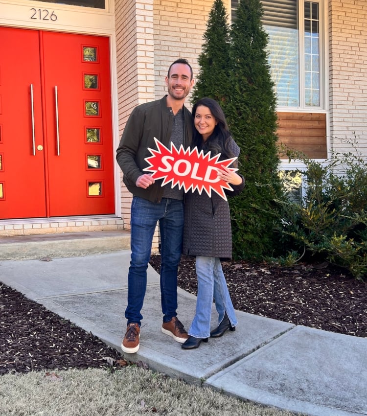 domoREATLY-SOLD-happy-clients