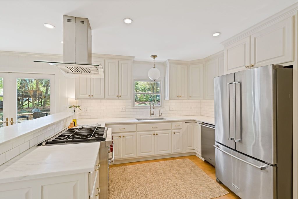 find the best real estate agent near me, best neighborhoods in Atlanta, top selling Atlanta listing agent