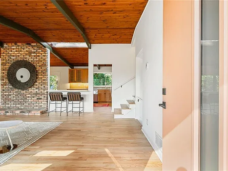 c31b7af78850a4a0b7acd1b8b6c133d3-cc_ft_576