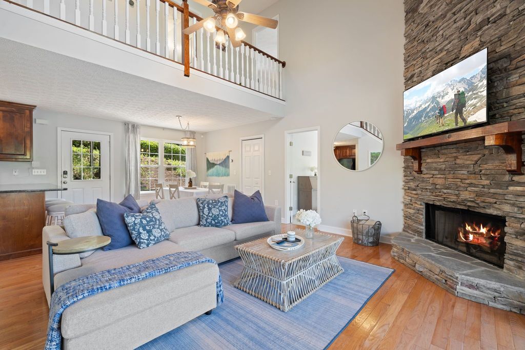 Top selling realtor, cool lake homes for sale, #1 Atlanta real estate broker