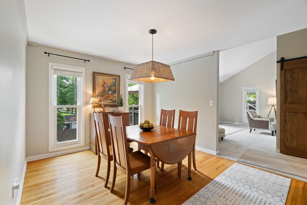 top selling listing agent, best homes for sale with pool, best Atlanta realtor, homes for sale in Dunwoody