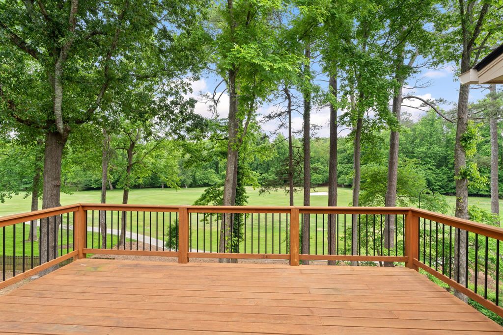 homes for sale near golf course, cool modern homes for sale in Roswell, best Atlanta realtor